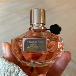 Flowerbomb Nectar Fragrance 1.7oz